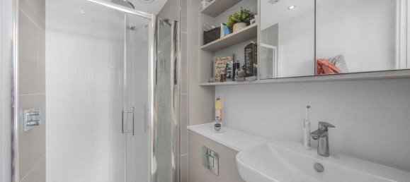 2 Schlafzimmer Wohnung in Wandsworth, United Kingdom, Nr. 11025 15