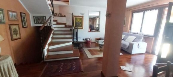 5 rooms House in Salassa, Italy No. 47132 11