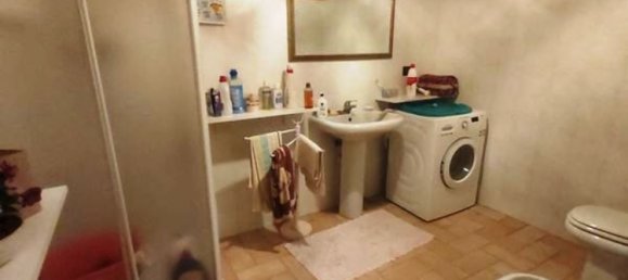 5 rooms House in Salassa, Italy No. 47132 6