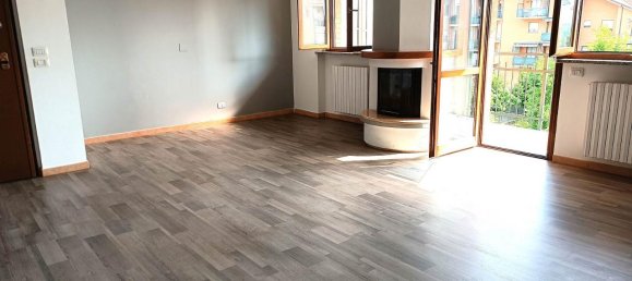 4 rooms Apartment in Piossasco, Italy No. 134374 19