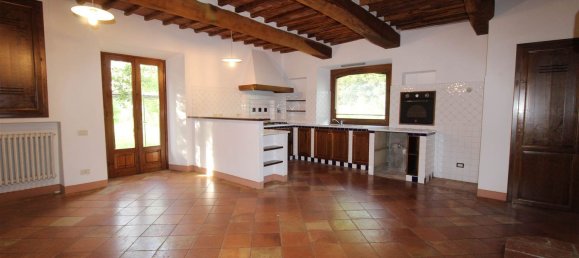 8غرفة منزل في Monteriggioni, Italy رقم 135560 36