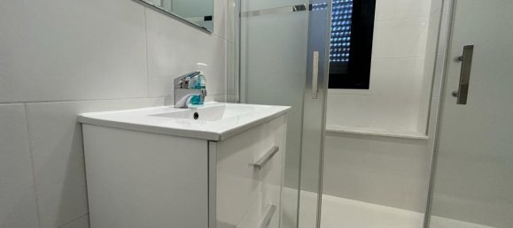 Casa de 4 dormitorios en Alicante, Spain No. 10153 9