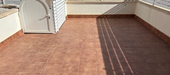 Casa de 4 dormitorios en Alicante, Spain No. 10153 17