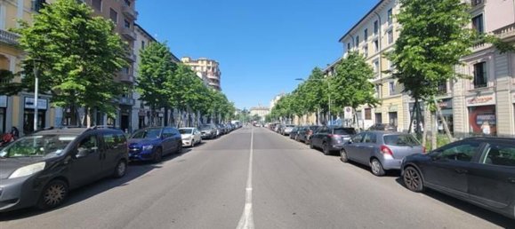 60m² Commercial property in Milan, Italy No. 333268 12