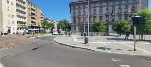 60m² Commercial property in Milan, Italy No. 333268 17