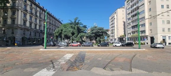 60m² Commercial property in Milan, Italy No. 333268 16