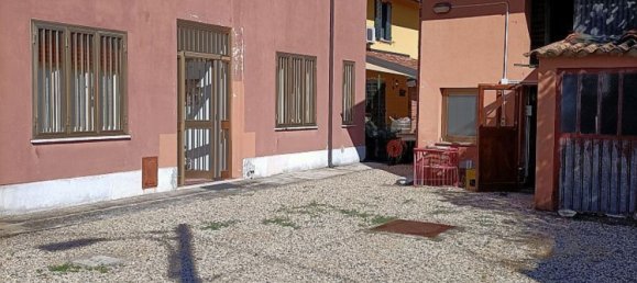 8 Schlafzimmer Haus in Mortara, Italy, Nr. 360893 2