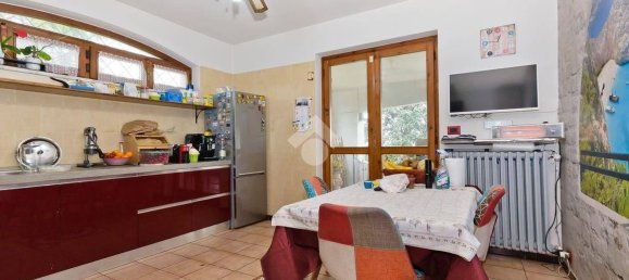 Villa de 4 dormitorios en Moncalieri, Italy No. 208409 9