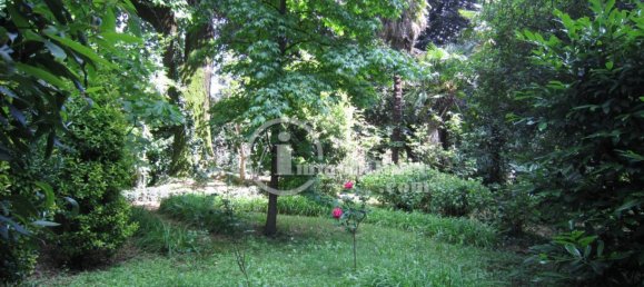 6 bedrooms Villa in Lomazzo, Italy No. 108059 8