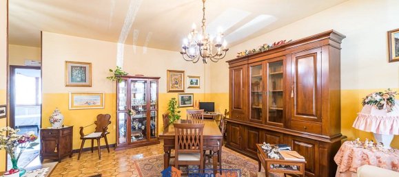 4 غرف نوم شقة في Bra, Italy رقم 300596 3