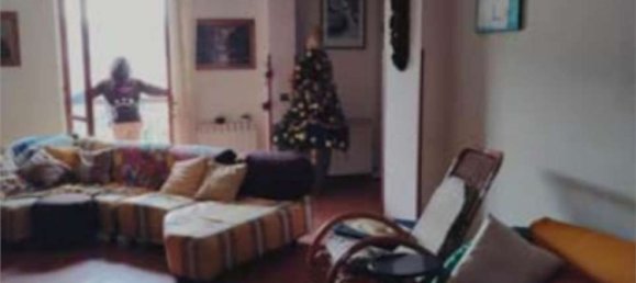 6 rooms Apartment in Verzino, Italy No. 35050 10