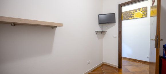 Apartamento de 2 dormitorios en Trieste, Italy No. 322721 14