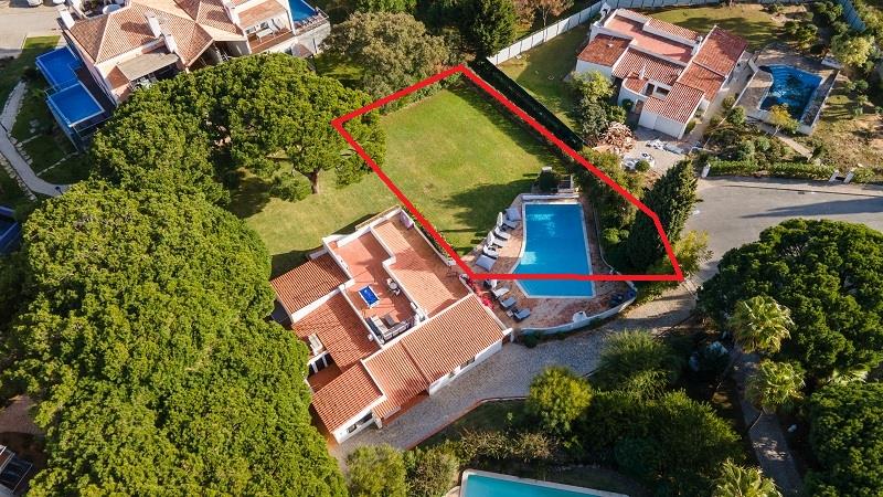  Land in Almancil, Portugal No. 255098