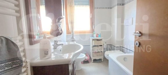 3 غرف نوم شقة في Bastia Umbra, Italy رقم 348328 15