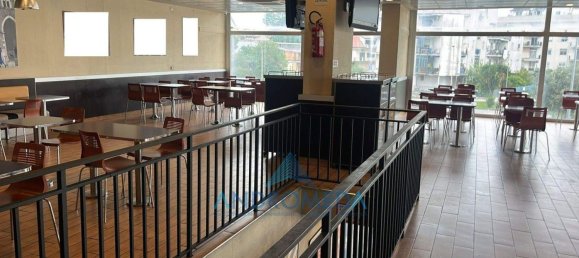 Gewerbliche Immobilie in San Nicola la Strada, Italy 510m², Nr. 265952 8