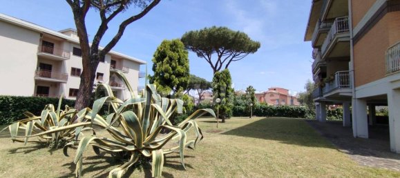 2 chambres Appartement à Rome, Italy No. 34012 7