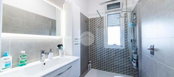Apartamento de 3 divisões em Rozzano, Italy N.º 4591 20