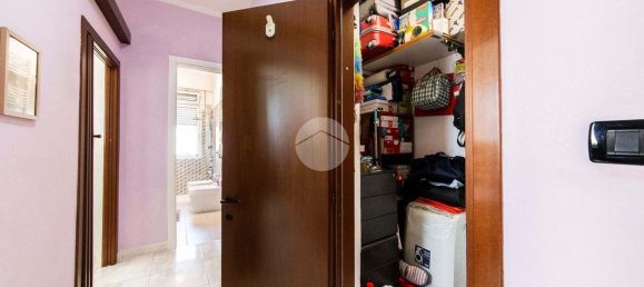 Apartamento de 3 divisões em Rozzano, Italy N.º 4591 12