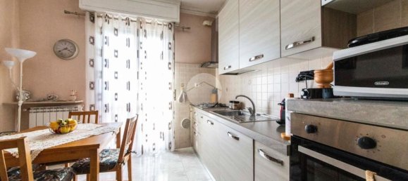 Apartamento de 3 divisões em Rozzano, Italy N.º 4591 4