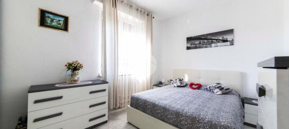 Apartamento de 3 divisões em Rozzano, Italy N.º 4591 16