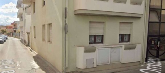 3 rooms Apartment in Assemini, Italy No. 207204 8