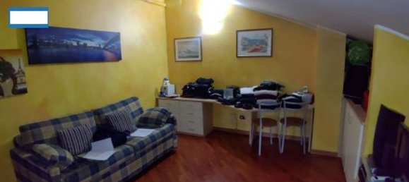 Villa de 4 habitaciónes en Brugherio, Italy No. 6231 12