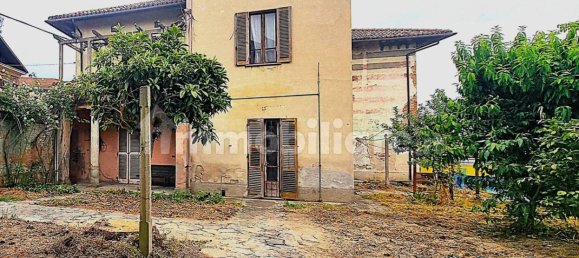 4 bedrooms Villa in Incisa Scapaccino, Italy No. 296365 16