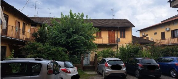Apartamento de 3 habitaciónes en Locate di Triulzi, Italy No. 7246 3