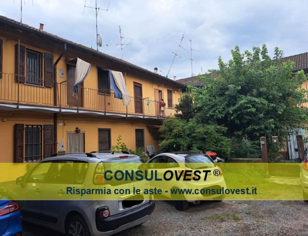 Apartamento de 3 habitaciónes en Locate di Triulzi, Italy No. 7246