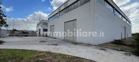 789m² Warehouse in Campiglia Marittima, Italy No. 158545 2
