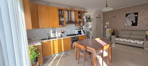 3 chambres Appartement à San Giovanni Teatino, Italy No. 372690 6