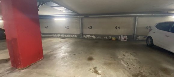 Garage in Dobling, Austria No. 136740 4