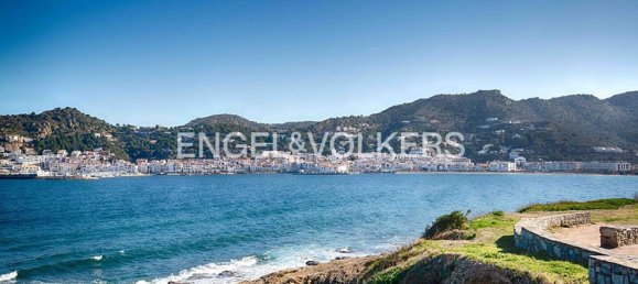  Land in El Port De La Selva, Spain No. 135733 3