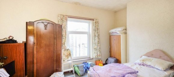 Casa en Hull Bridge, United Kingdom No. 2518 4