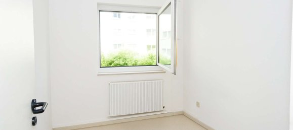 3-salle Appartement à Bonn, Germany No. 240487 8