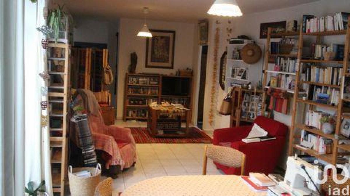 Apartamento com 2 quartos em condomínio em Nemours, France N.º 35535