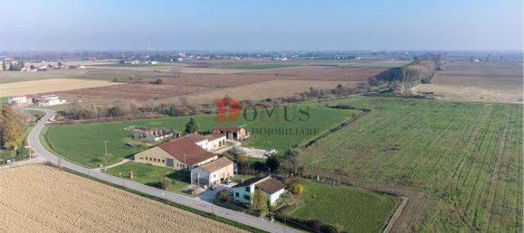 7 rooms Villa in Quistello, Italy No. 73872 32