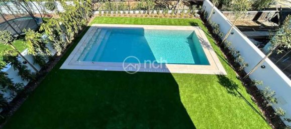 5 bedrooms Commercial property in Strovolos, Cyprus No. 19875 3