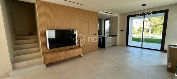 5 bedrooms Commercial property in Strovolos, Cyprus No. 19875 12