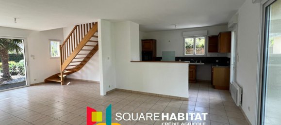 2 bedrooms House in Loire, France No. 357963 5