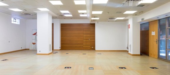 Офис 230м² в Сарагоса, Испания № 66128 10