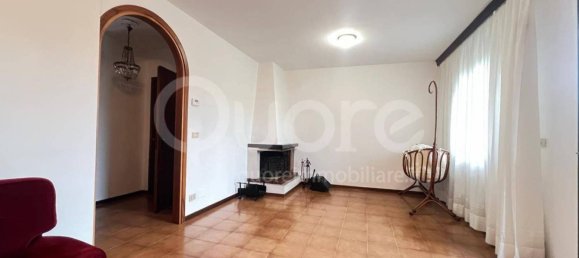 3 bedrooms House in Udine, Italy No. 283647 5