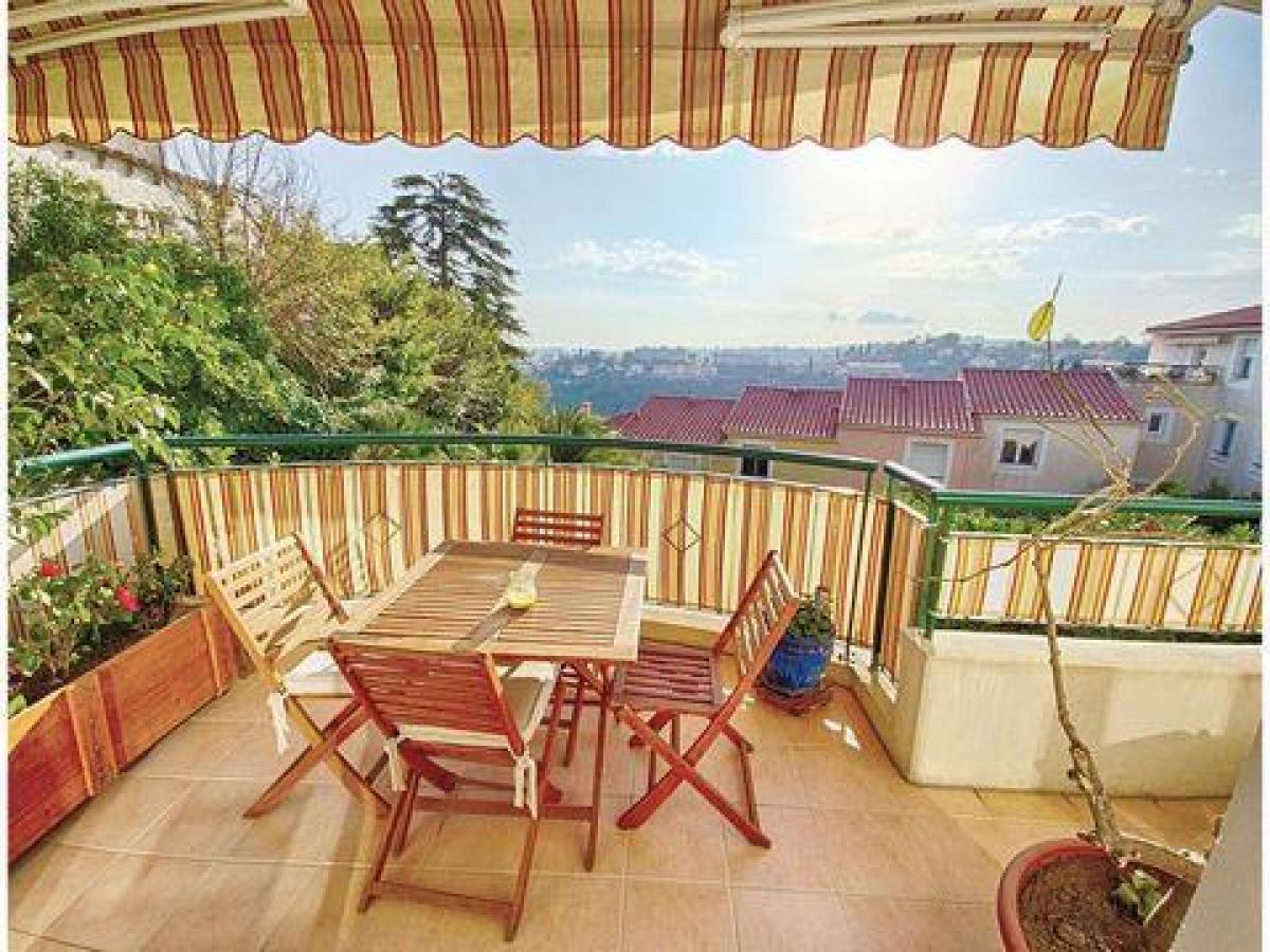 Apartamento de 3 dormitorios en Nice, France No. 12353
