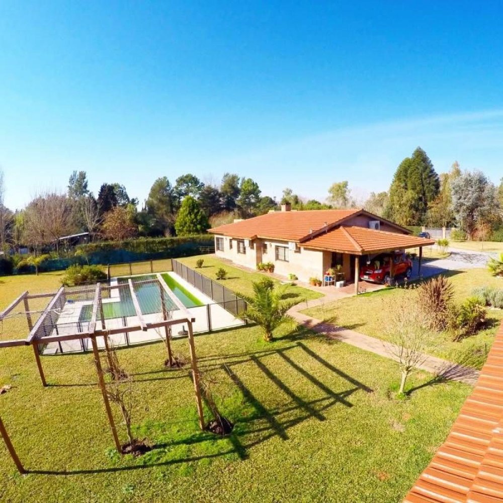 3 Schlafzimmer Haus in Escobar, Argentina, Nr. 55954