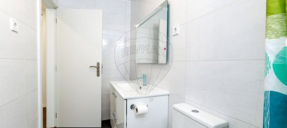 4 Schlafzimmer Haus in Corroios, Portugal, Nr. 173005 4