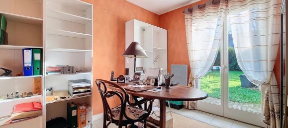 2 bedrooms House in Blere, France No. 54640 16