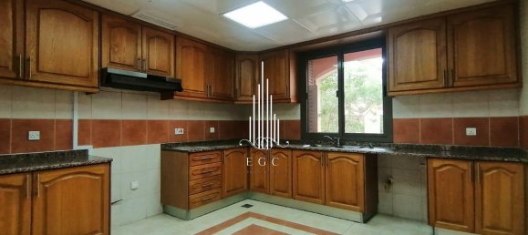 Вилла с 4 спальнями в Abu Dhabi Gate City, ОАЭ № 56140 27