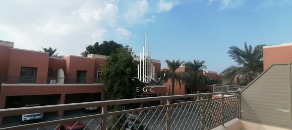 Вилла с 4 спальнями в Abu Dhabi Gate City, ОАЭ № 56140 2