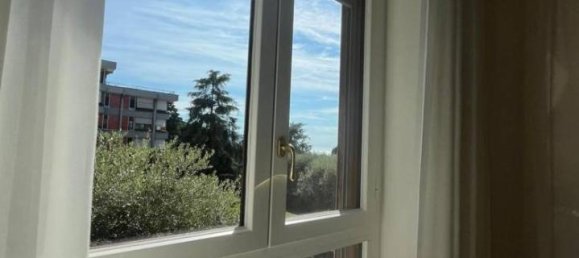 6 rooms Apartment in Genoa, Italy No. 17475 10