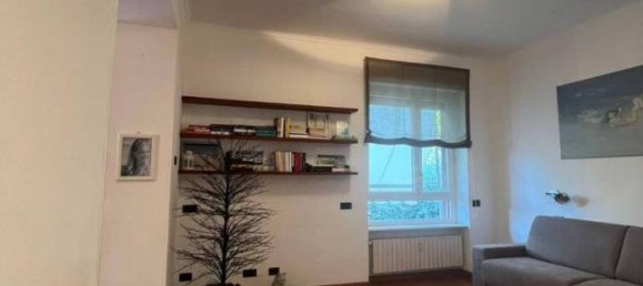 6 rooms Apartment in Genoa, Italy No. 17475 36